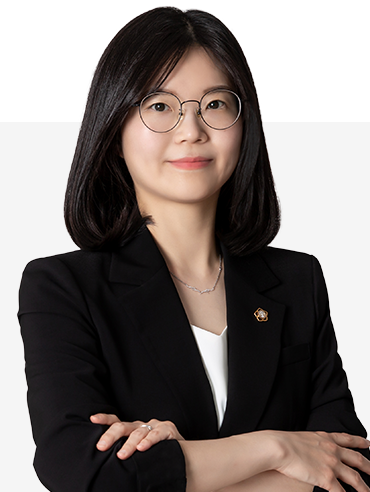 윤인아 변호사